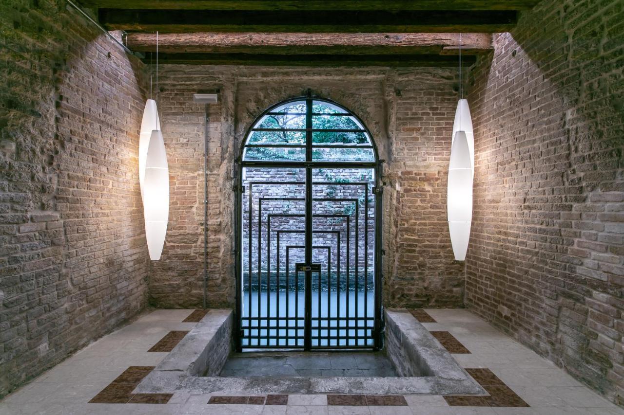 Palazzo Venere Apartments Венеция Екстериор снимка