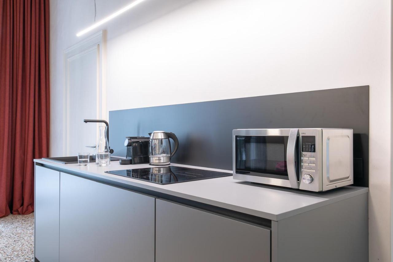 Palazzo Venere Apartments Венеция Екстериор снимка