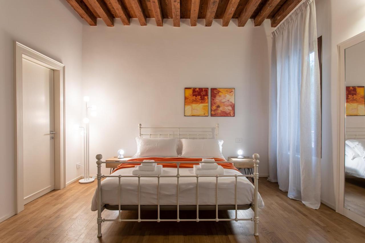Palazzo Venere Apartments Венеция Екстериор снимка