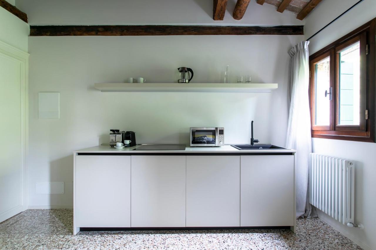 Palazzo Venere Apartments Венеция Екстериор снимка