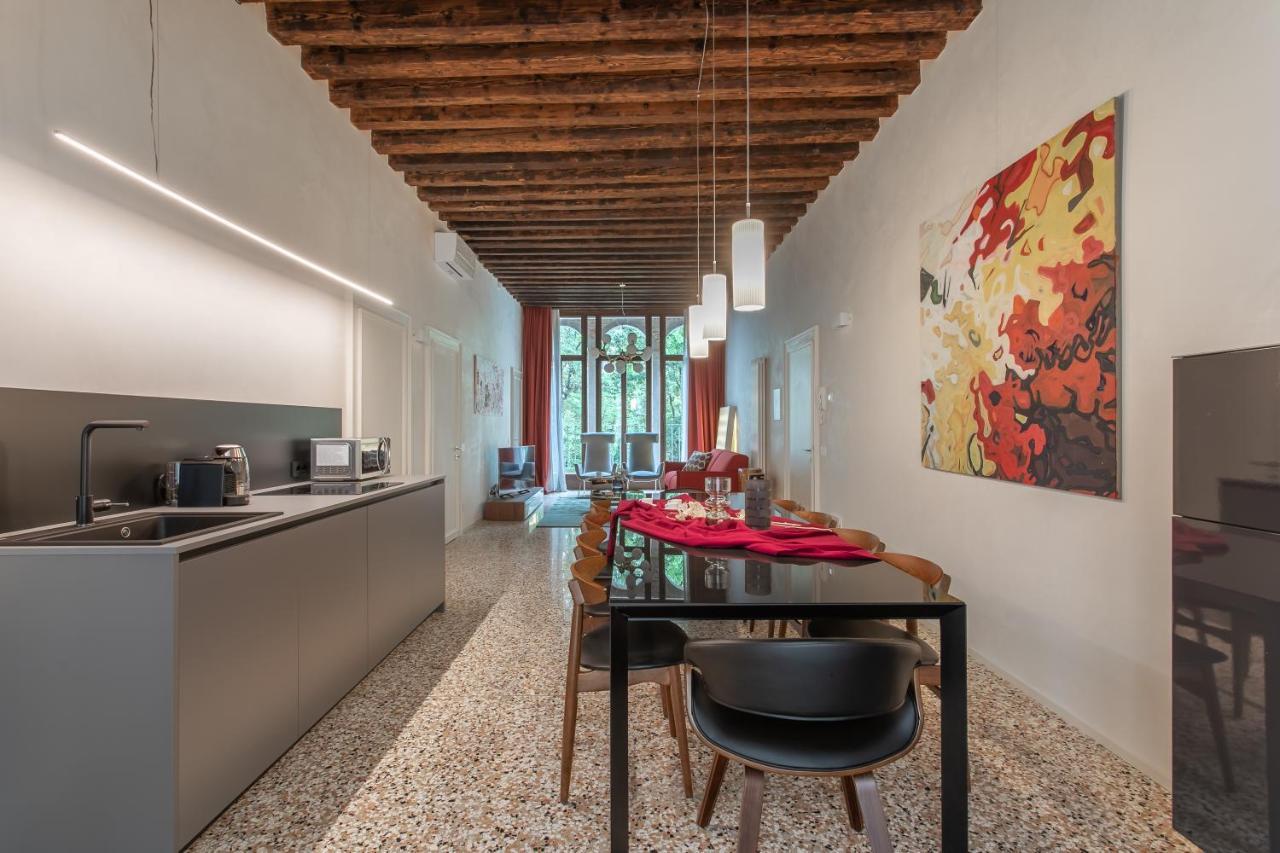 Palazzo Venere Apartments Венеция Екстериор снимка