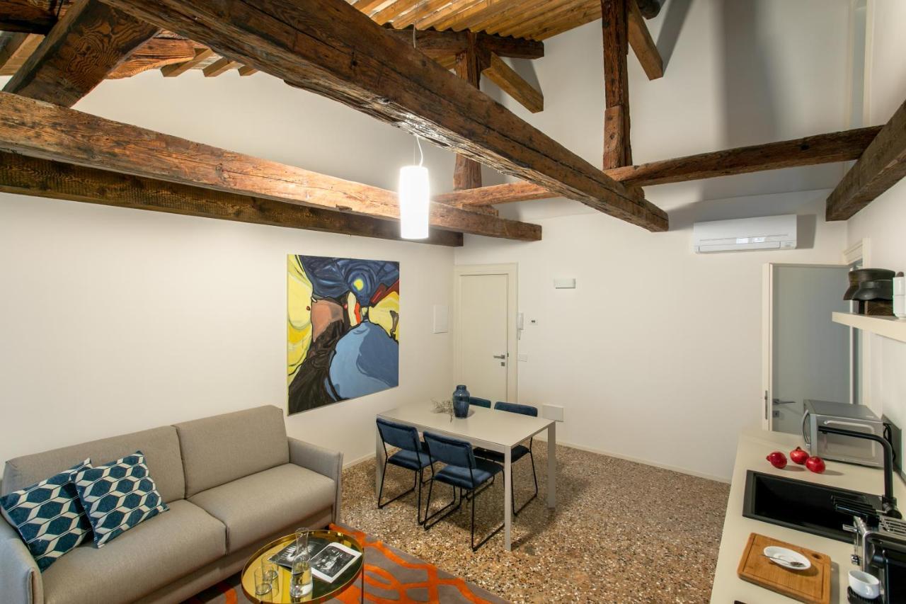 Palazzo Venere Apartments Венеция Екстериор снимка