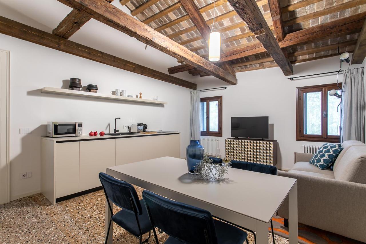 Palazzo Venere Apartments Венеция Екстериор снимка