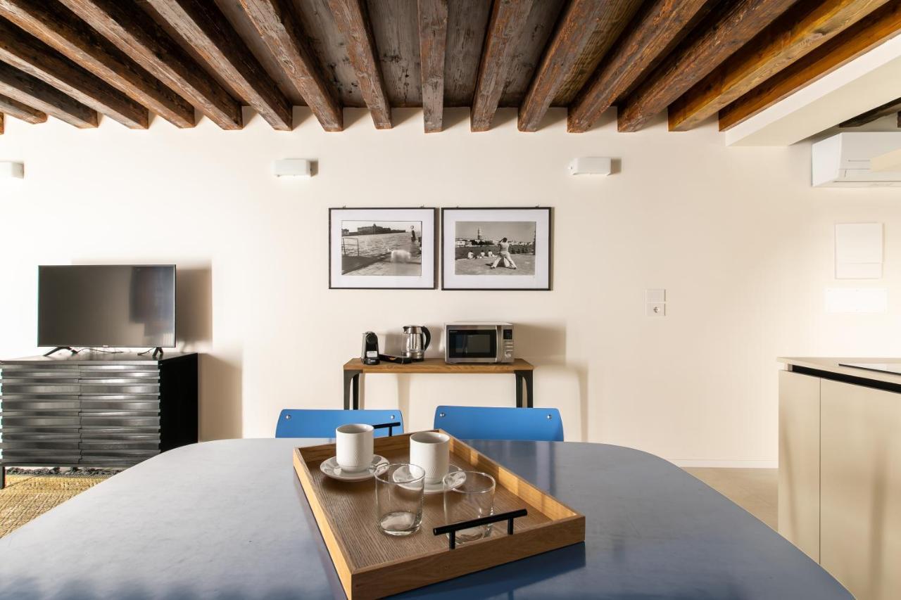 Palazzo Venere Apartments Венеция Екстериор снимка